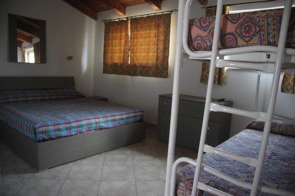 Panta House Apartman San Giovanni Suèrgiu Kültér fotó
