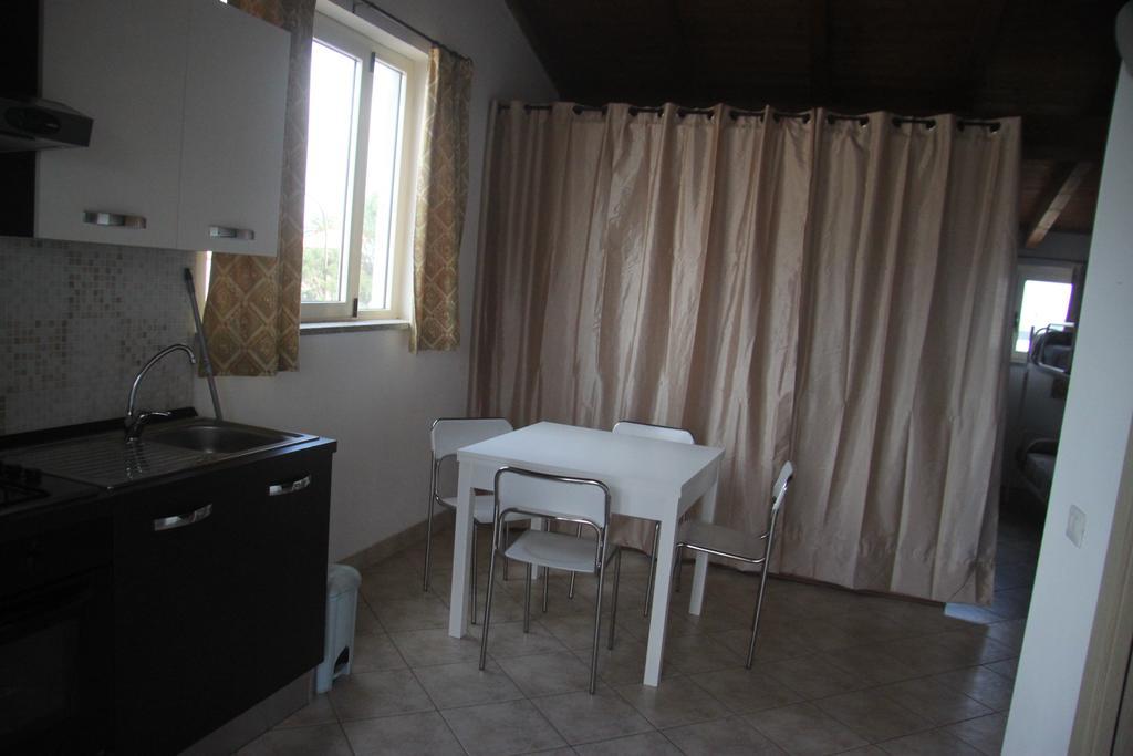 Panta House Apartman San Giovanni Suèrgiu Kültér fotó